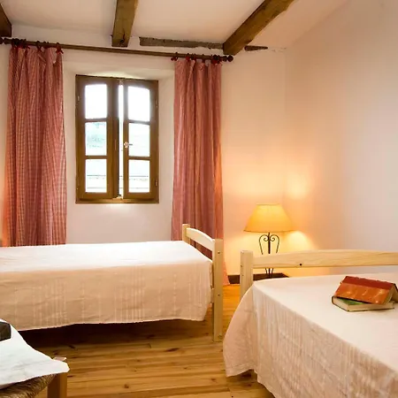 Au Ginestous Holiday home