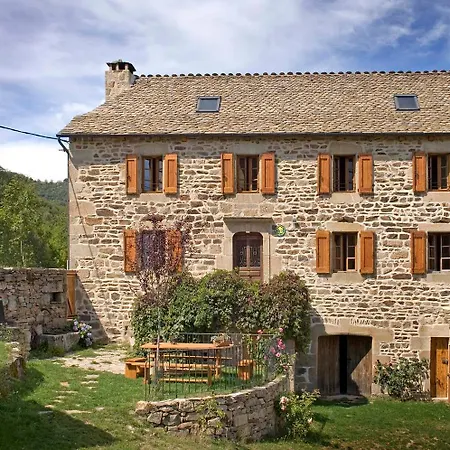 Holiday home Au Ginestous Bourgs sur Colagne